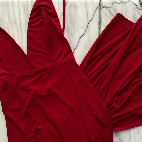 ABYSS RED DRESS - Picture 3 of 4